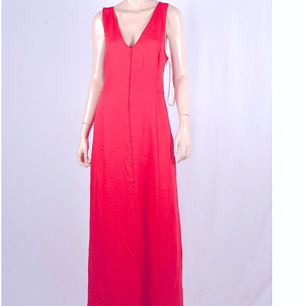 BCBG MaxAzria Runway long dress with pockets - XXS, can fit up to a size medium